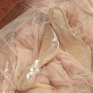 NEW- Clear Cinderella sling back Fashion Nova 6.5